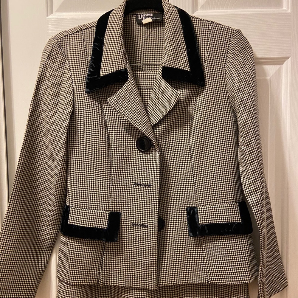 Two piece suit